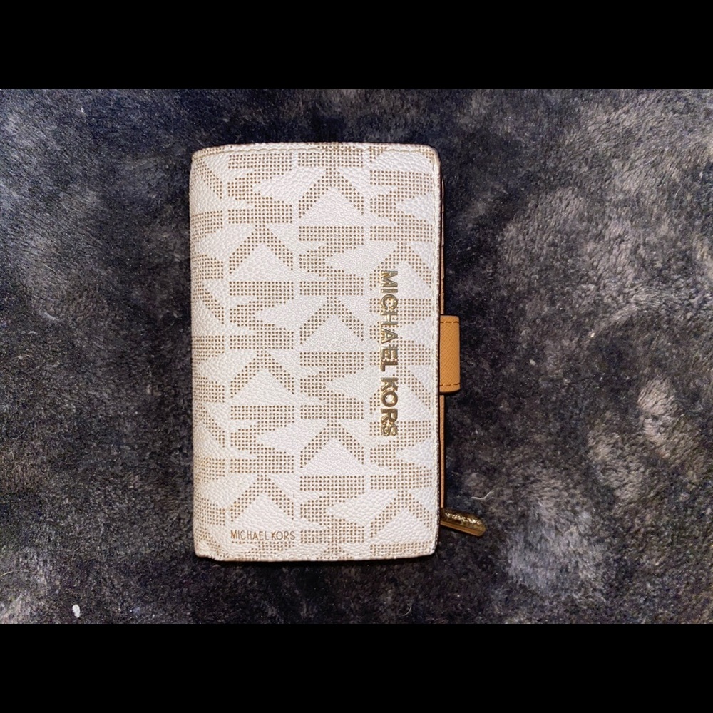 Michael Kors wallet
